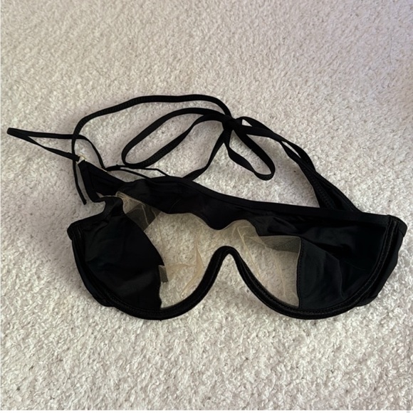 GOD SAVES QUEENS GIGI BIKINI SET - Picture 9 of 9